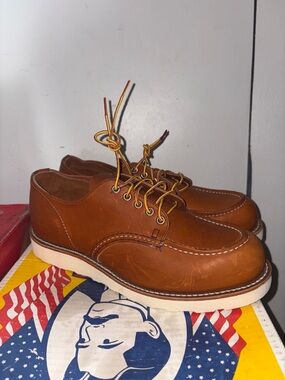 Redwing Brown Leather hard Toe Men's boots size 10.5